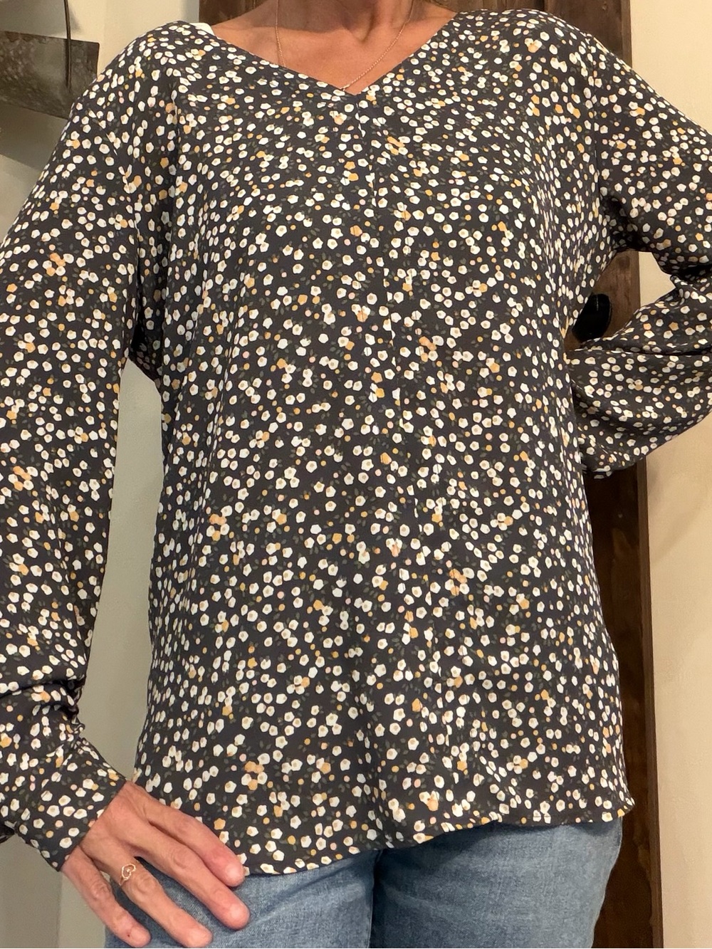 V-Neck Long Sleeve Dot Print Top - Black/Mustard/White Loft